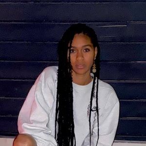 Meet your Posher, Carneisha